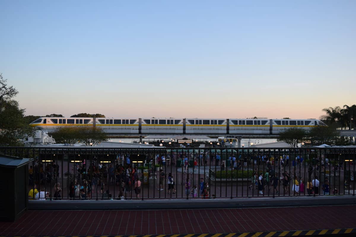 Monorail outside the Magic Kingdom