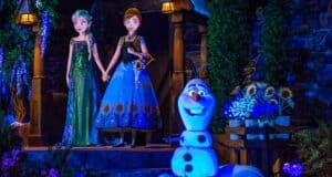 Disney Frozen characters with snowman