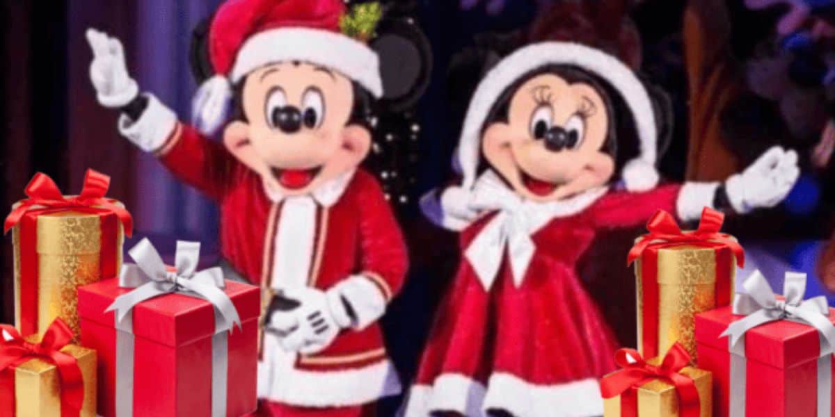 Minnie and Mickey in Christmas Costume and Gifts
