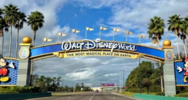 Walt Disney World Entrance Sign