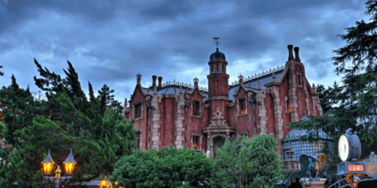 Haunted Mansion Tokyo Disneyland