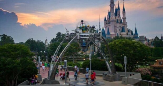 Cinderella Castle Tomorrowland Dusk