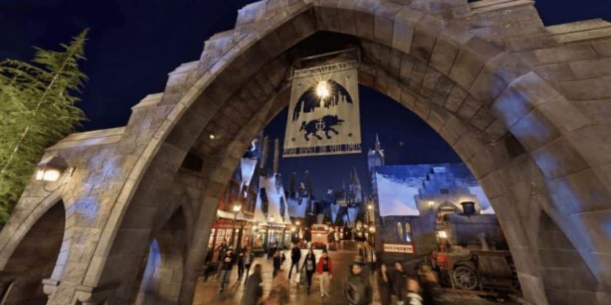 Guest Stuck On harry Potter Ride Universal Studios Hollywood