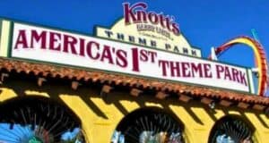knotts-berry-farm-entrance