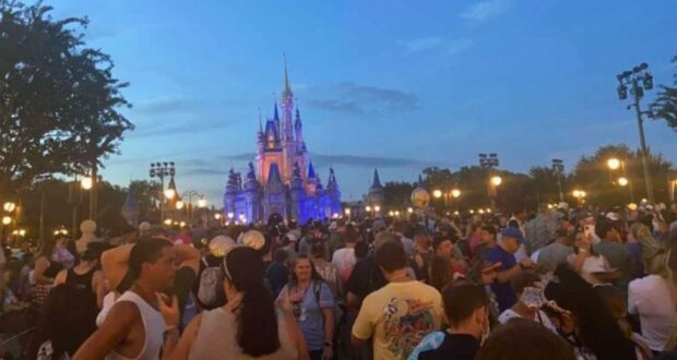 Magic Kingdom crowds in front of Cinderella Castle on Happily Ever After finale night