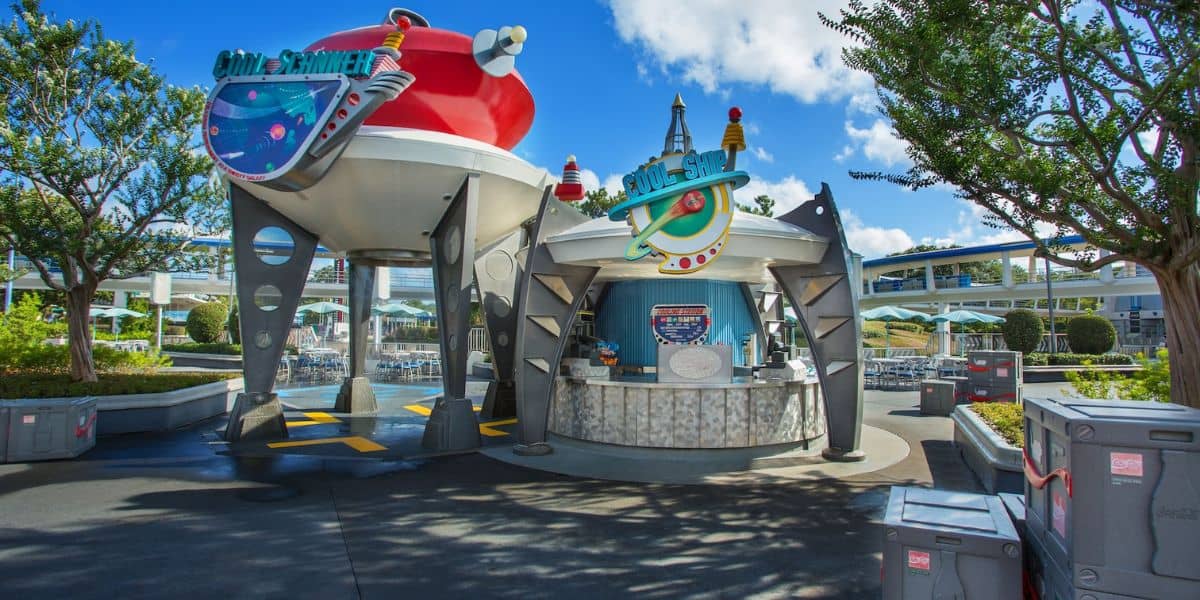 The Cool Ship drink kiosk in Tomorrowland at Magic Kingdom