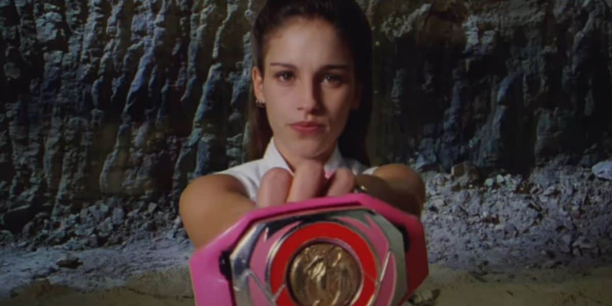 Amy Jo Johnson morphing in 'Mighty Morphin Power Rangers: The Movie'