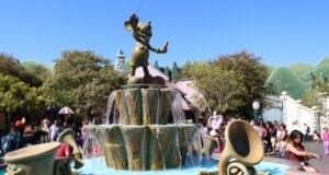 Guests around the old Mickey Mouse fountain in Mickey's Toontown at Disneyland Park.