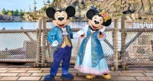 Mickey and Minnie in their new outfits at Tokyo DisneySea