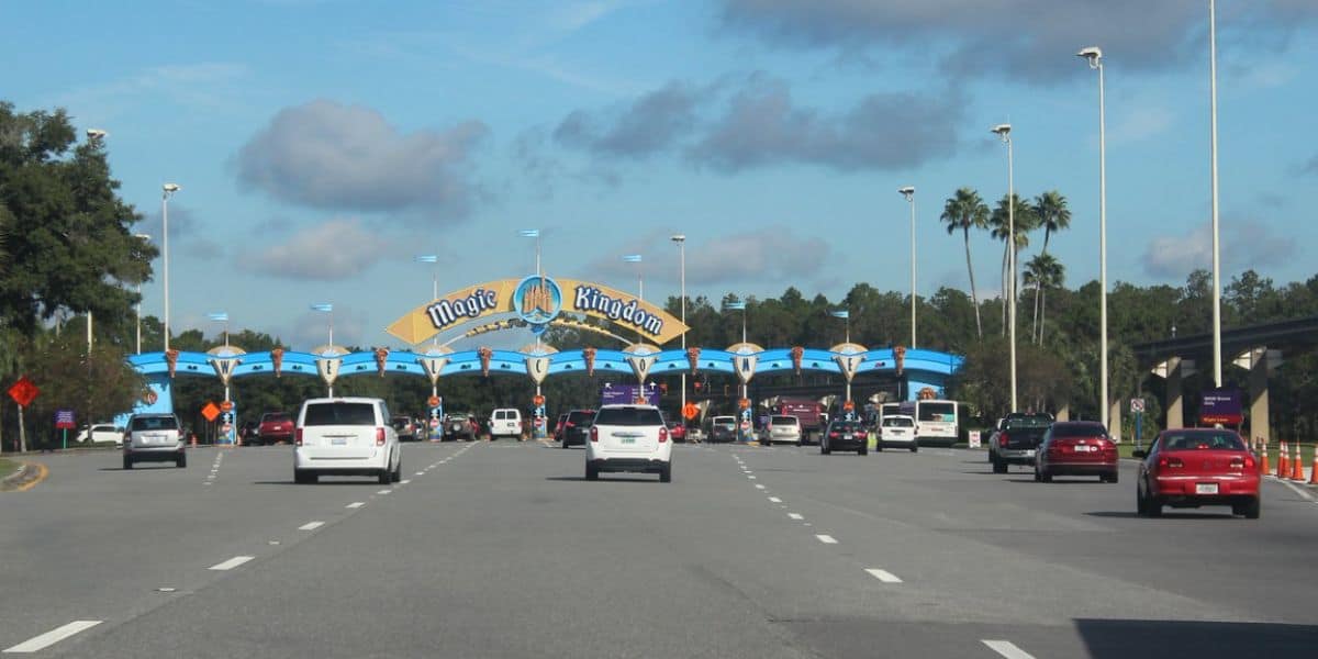 Driving toward the Magic Kingdom main entrance.