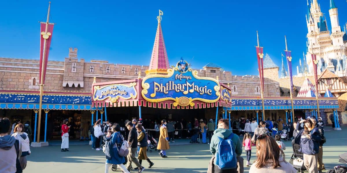 Guests flock to Mickey’s PhilharMagic at Tokyo Disneyland