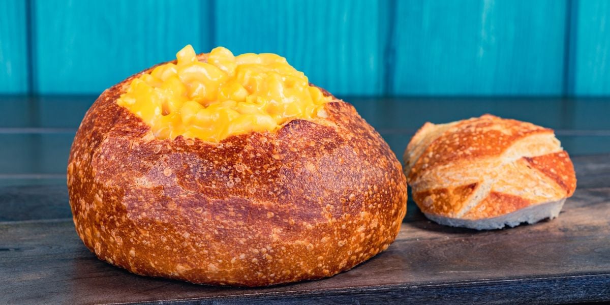 Disneyland mac and cheese bread bowl