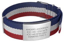 Djuva HIT ID armbånd med nylonrem i rød hvid og blå