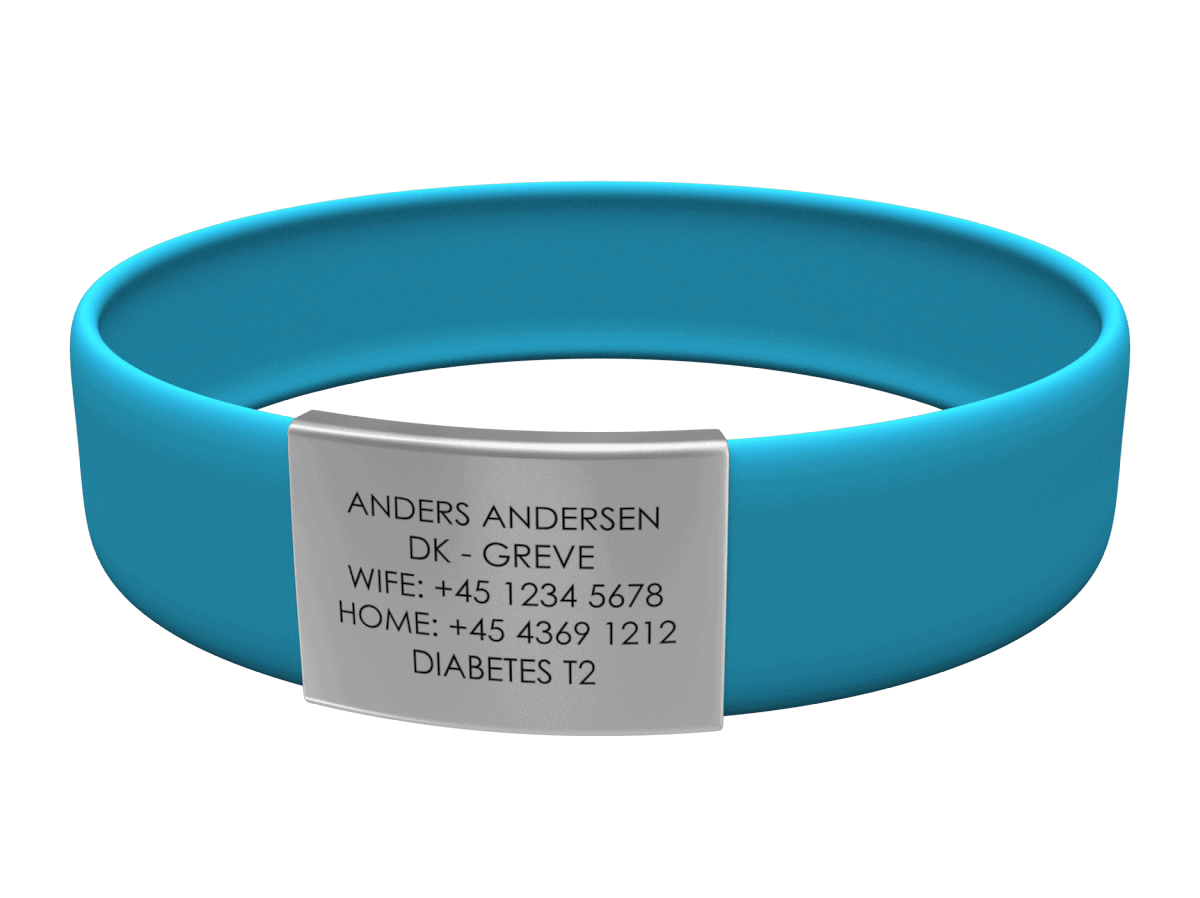 Blågrøn silikone medicinsk ID-armbånd med sølvplade indgraveret med Anders Andersens kontakt- og medicinske oplysninger, inklusive diabetes type 2.