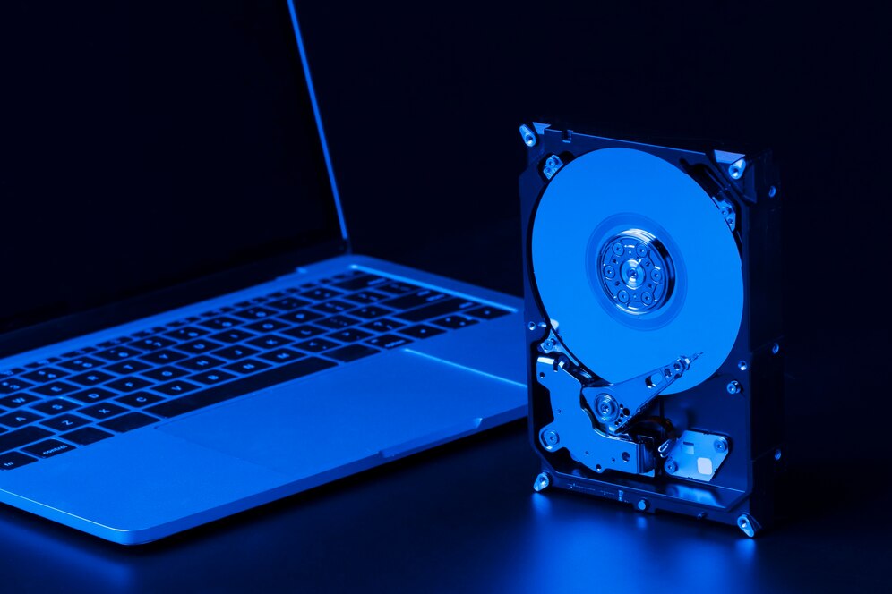Nowa technologia odzysku danych na komputerach stacjonarnych i laptopach, wysoka jakość usług i szybkie terminy realizacji. Profesjonalne naprawy i odzyskiwanie danych z dysków twardych.