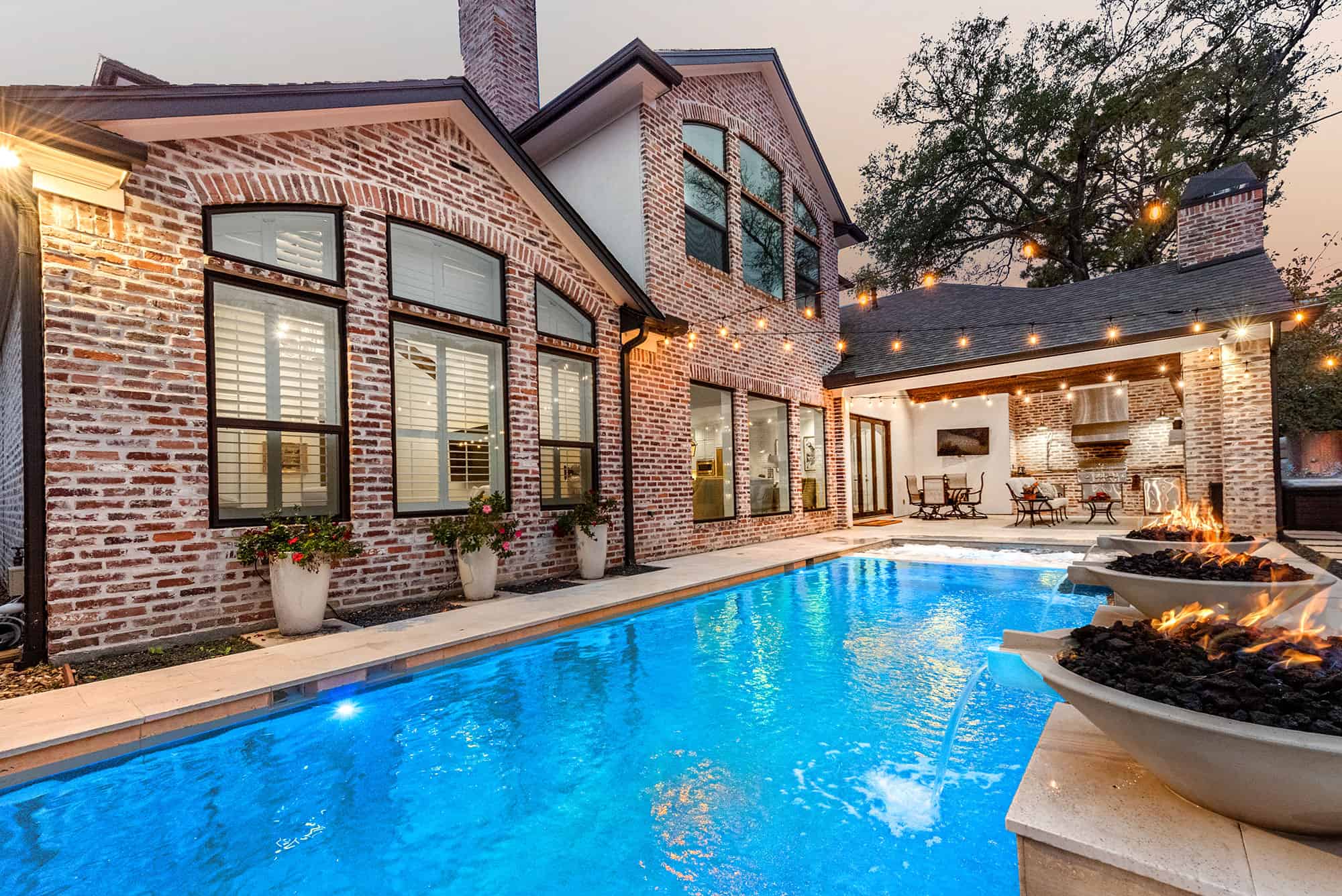 Downunda Pools, design and installation