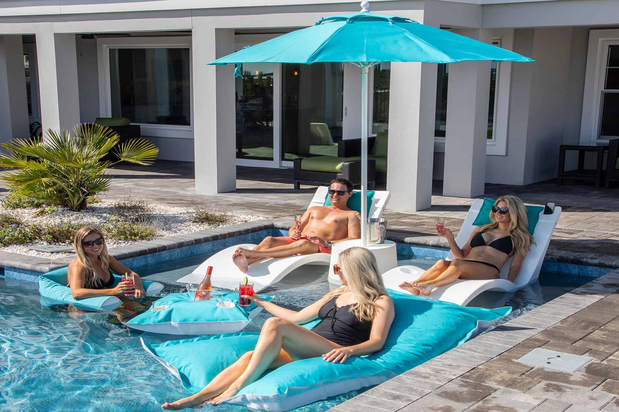 In Pool Ledge Lounger Houston
