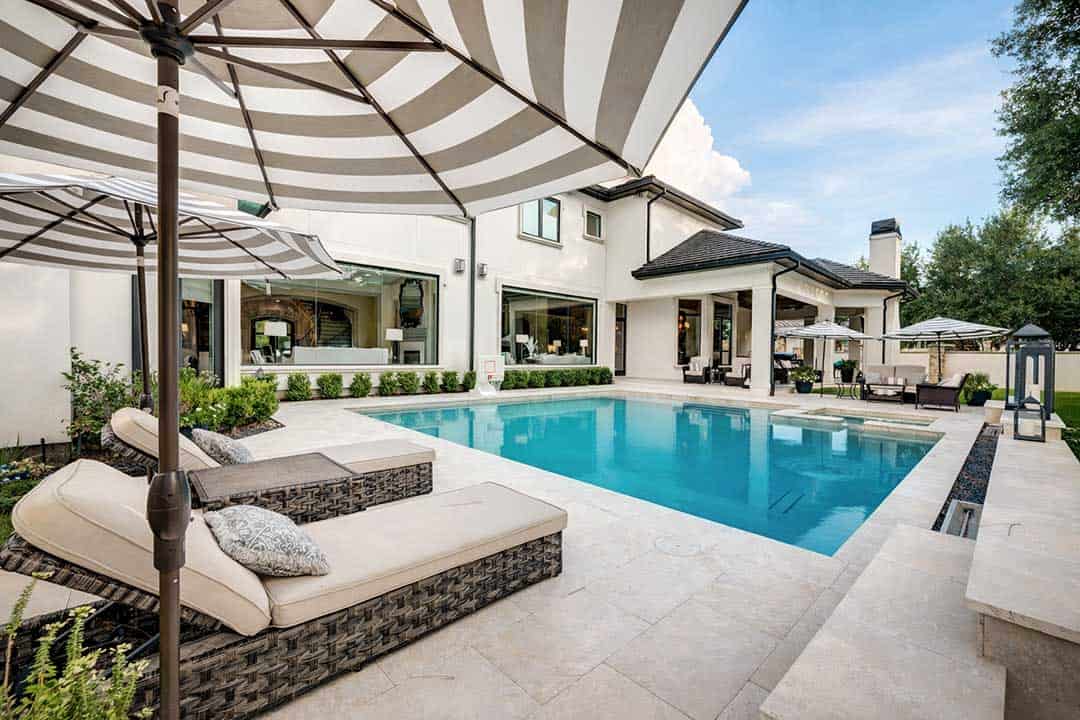 Houston Pool Builder custom backyard swimming pool patio