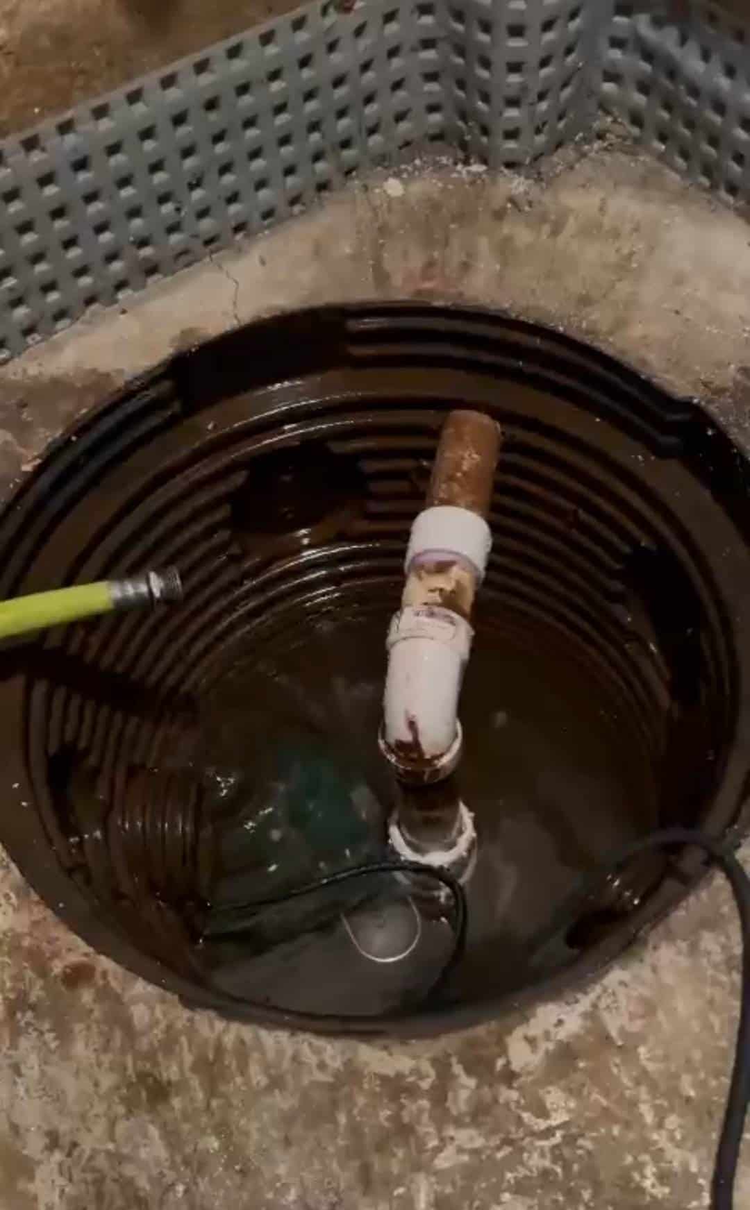 Commercial sewer line blockage removal with high-pressure jetting