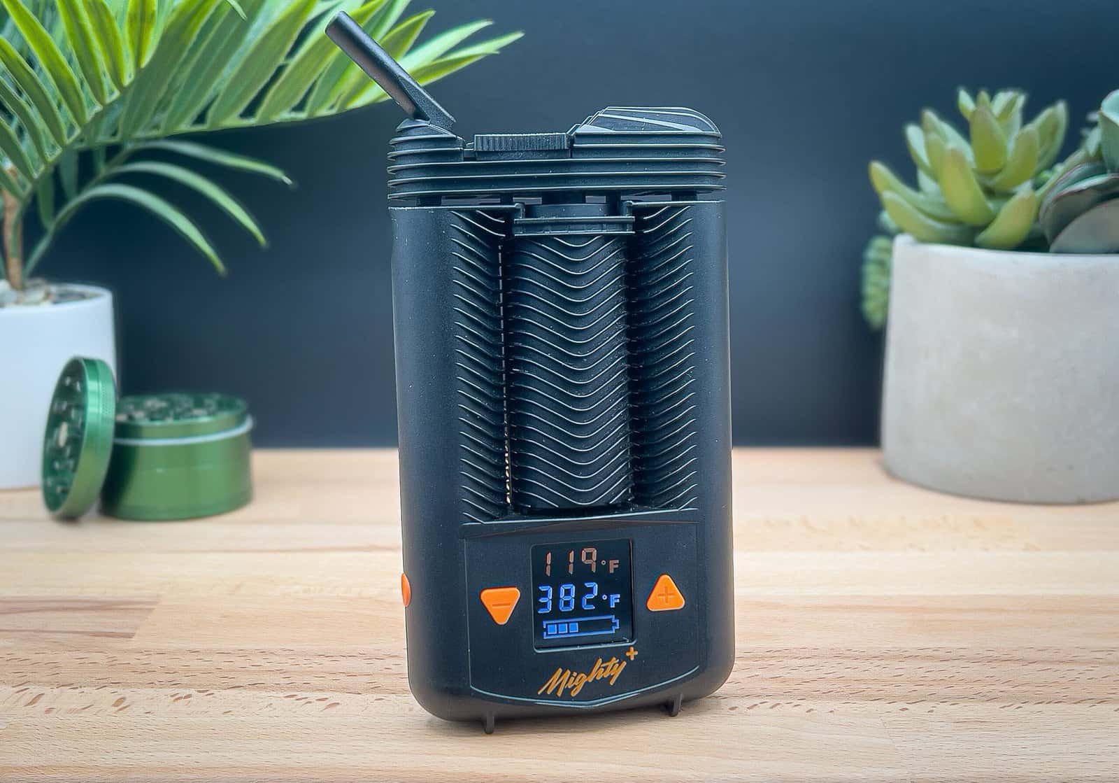 Might+ Vaporizer - intuitive user interface and buttons.