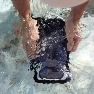 DryTide waterproof phone bag underwater