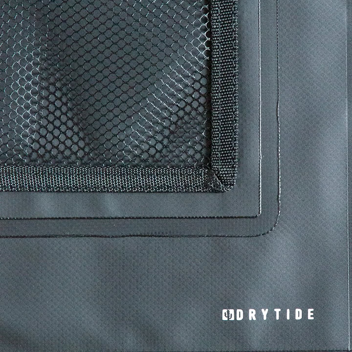 Waterproof laptop sleeve has no padding Waterproof laptop sleeve has no padding