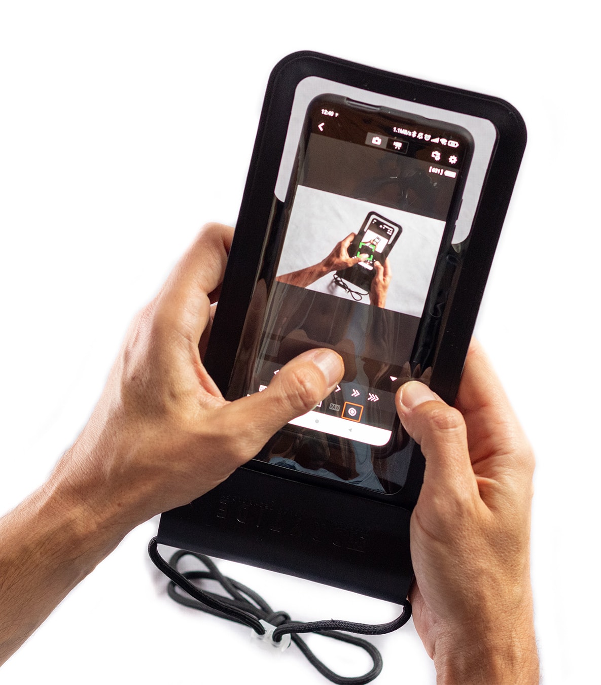 touch screen operational waterproof phone bag