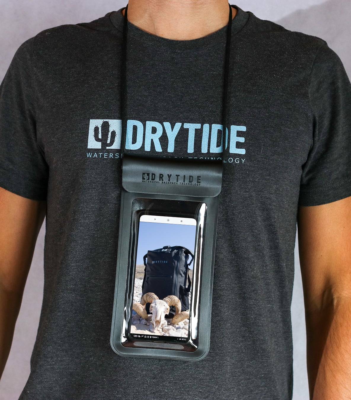 waterproof phone wallet around the neck