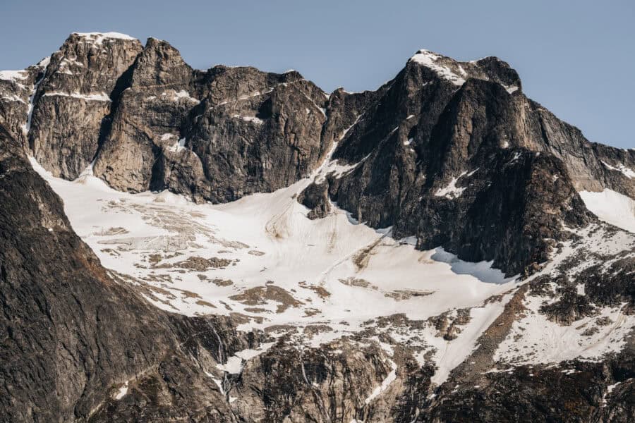 Mountain range i Ammassalik area. Photo by Filip Gielda - Visit East Greenland