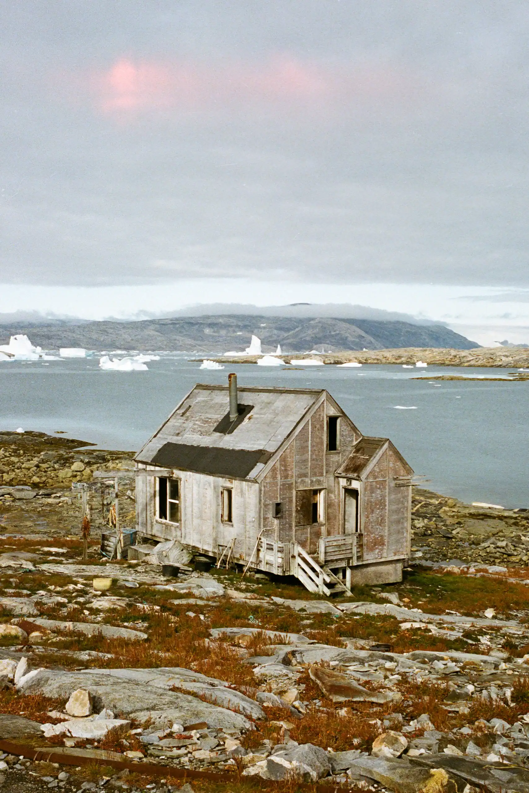 A house in Isertoq worn down by time and strong storms.