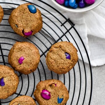 this is a photo of the 4 ingredient peanut butter cookies