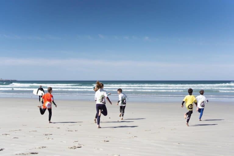 Les joies du surf à la Torche