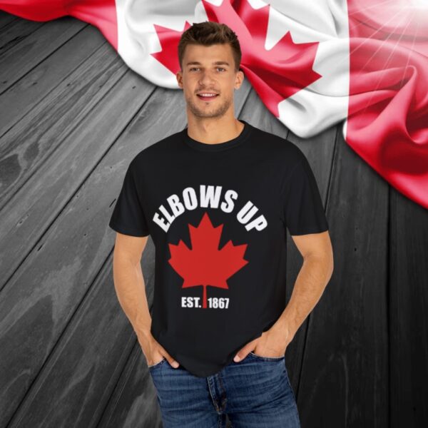 Elbows Up Canada Est 1867 T-Shirt