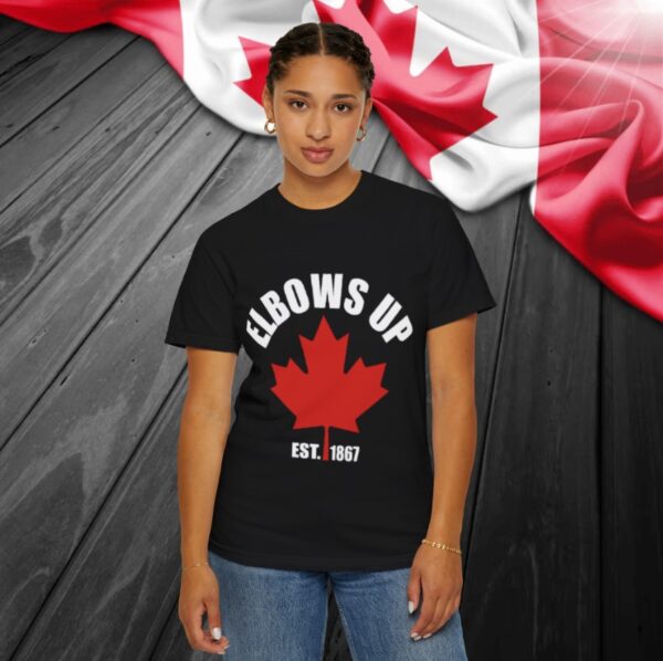 Elbows Up Canada Est 1867 T-Shirt