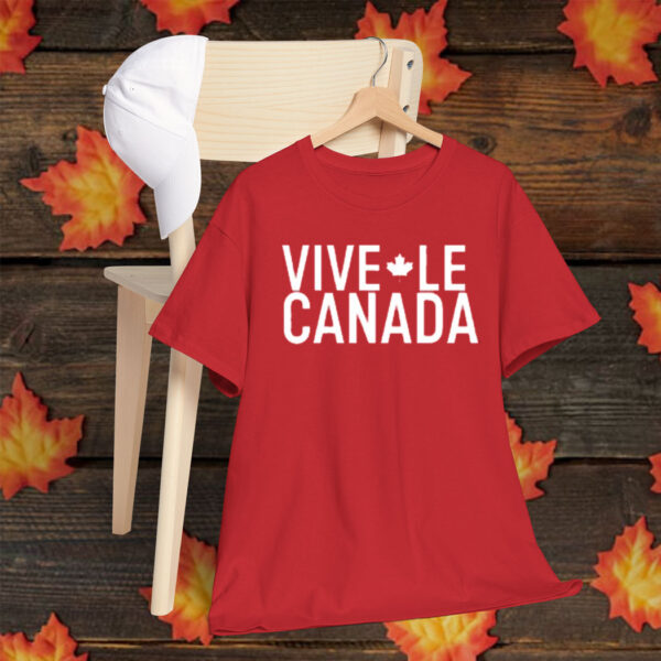 Vive Le Canada T-Shirt