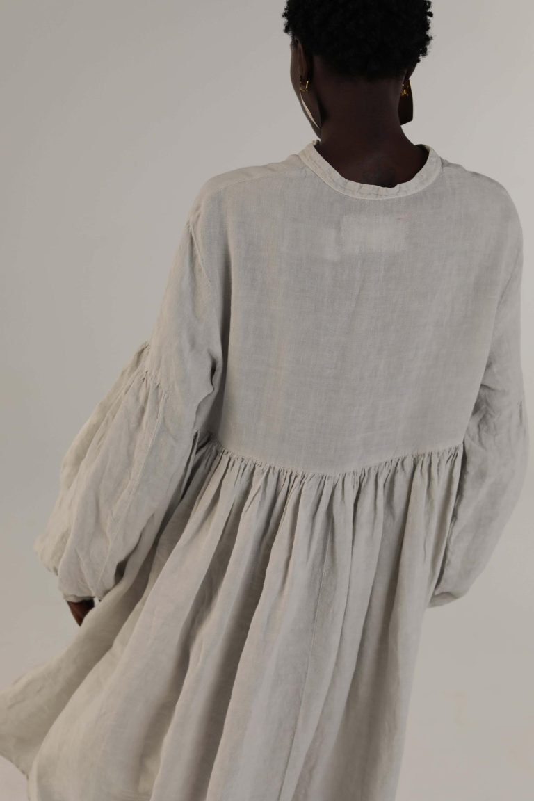Kleid  Kameli aus 100% Leinen