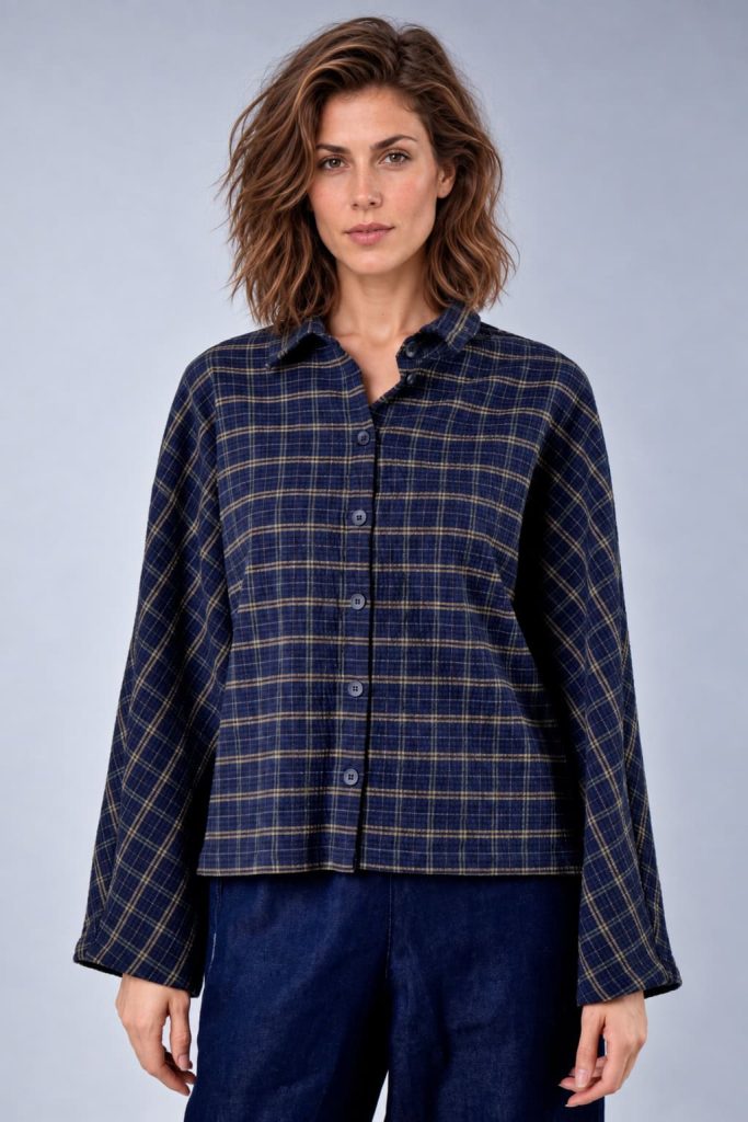 Bluse Tege longsleeve aus Materialmix mit Karomuster