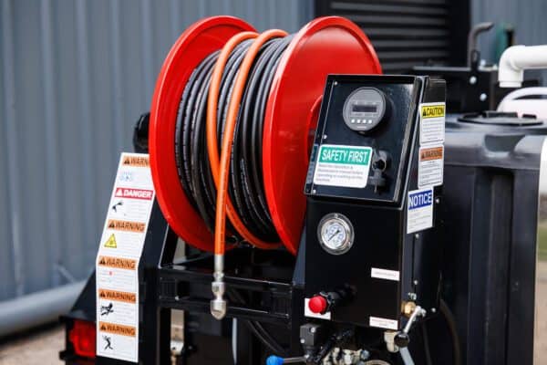 ES-12 Trailer Jetter - Image 4