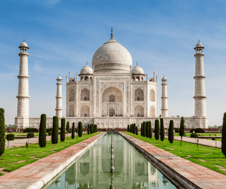 Visiting the Taj Mahal - Emma Jane Explores