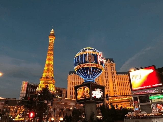 Las Vegas for Non Gamblers - Emma Jane Explores