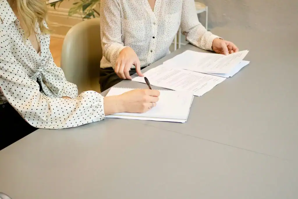 Outsourcing vs In-House: A Decision Framework for Finance, Compliance, and HR