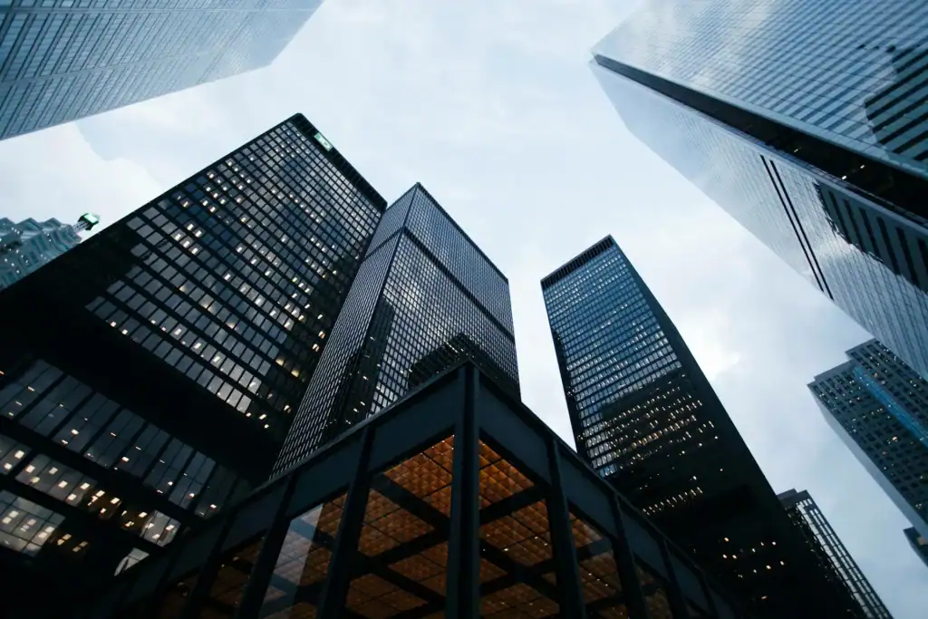 Choosing Your Global Hub: Dubai vs Singapore vs Hong Kong