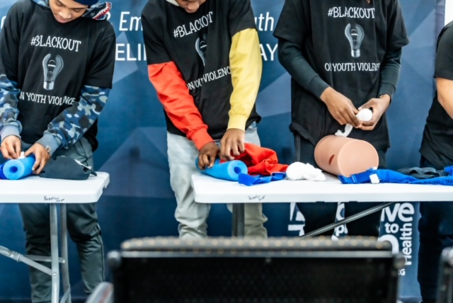 students doing stop the bleed training.