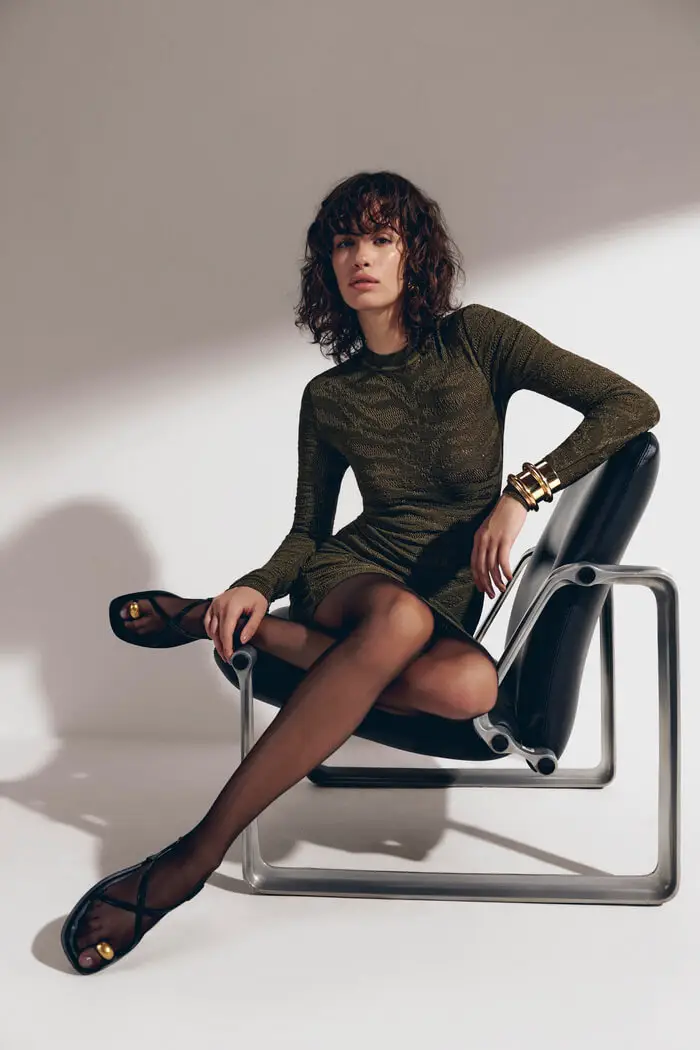 Vestido Curto Jacquard Tigre Rendado - Imagem 3