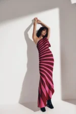 Vestido Diagonal com Volume