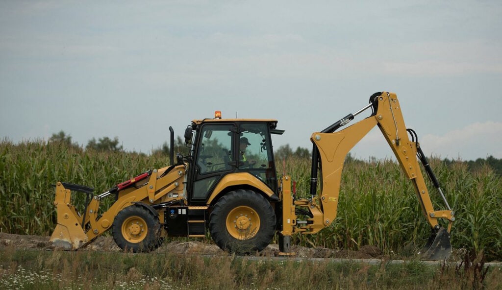 Choosing the Best Backhoe Loader for Your Construction Needs