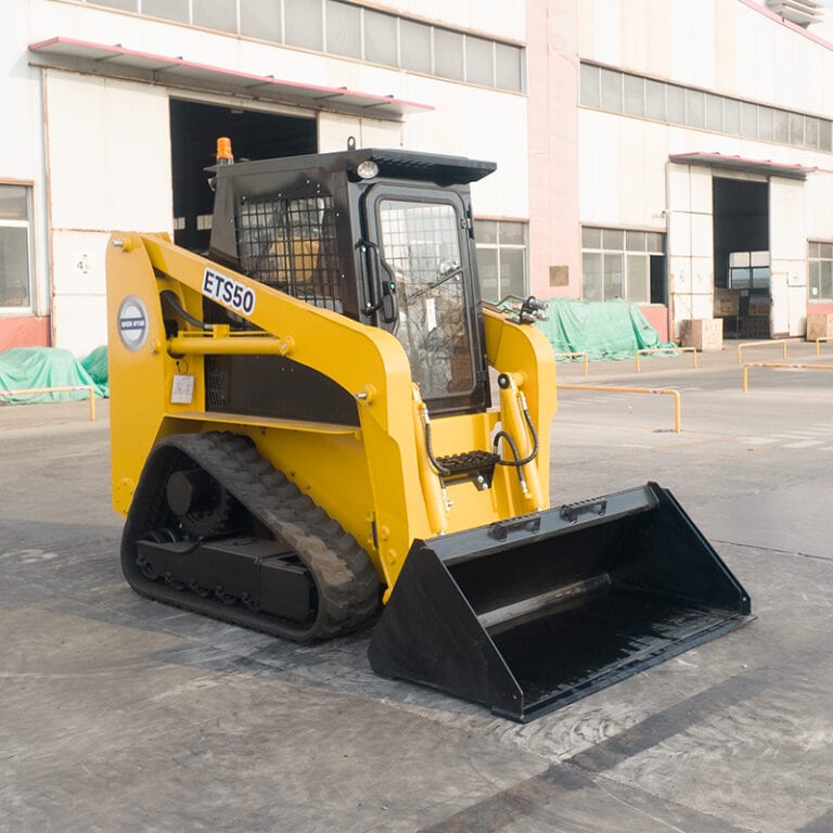 Construction jobsite with a skid steer of EVERSTAR