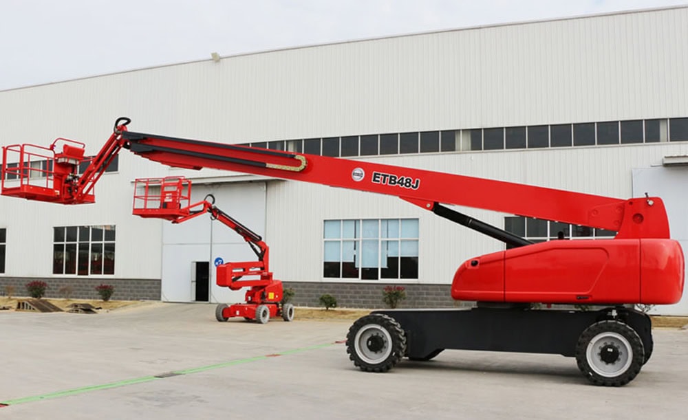 EVERSTAR: Telescopic boom lift model on site.