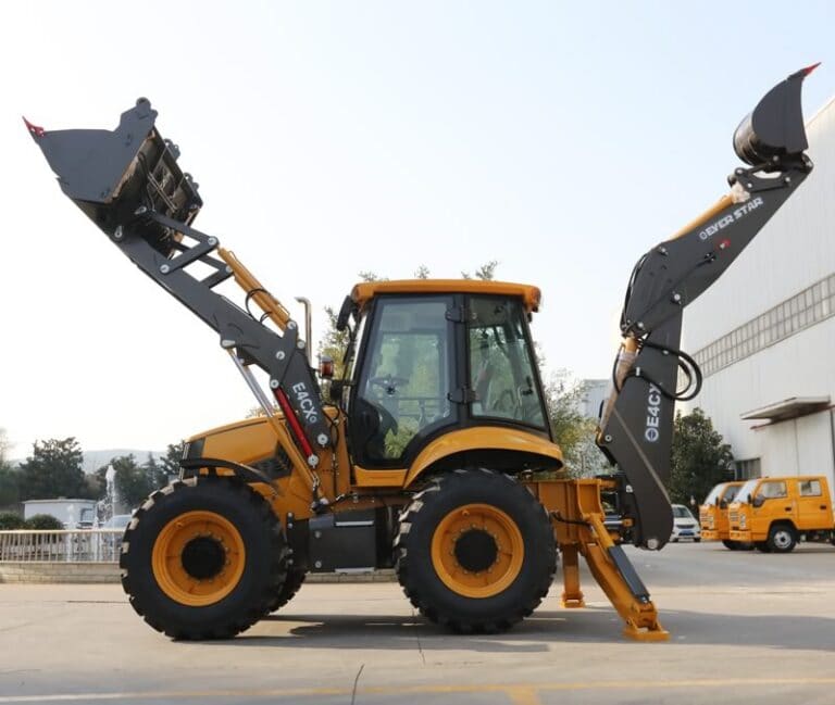 How deep can a backhoe loader dig with E4CX EVERSTAR