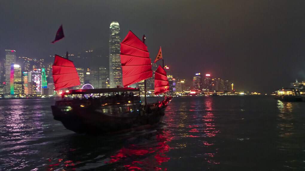Aqua Luna Hong Kong